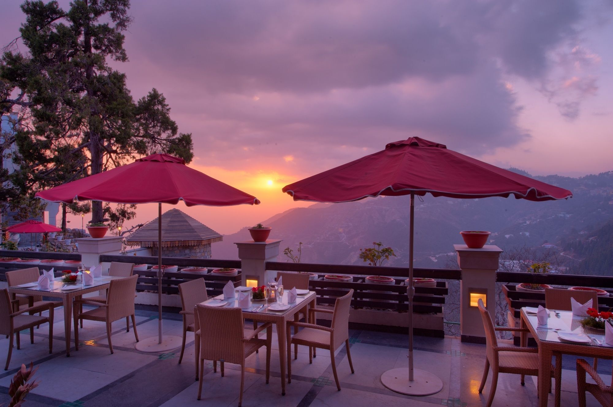 Royal Orchid Fort Resort Mussoorie Luaran gambar